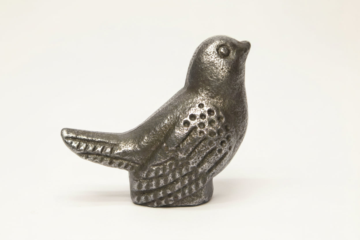 Ornamental Small Wren Bird - 50mm / 2" freeshipping - Cast & Wood