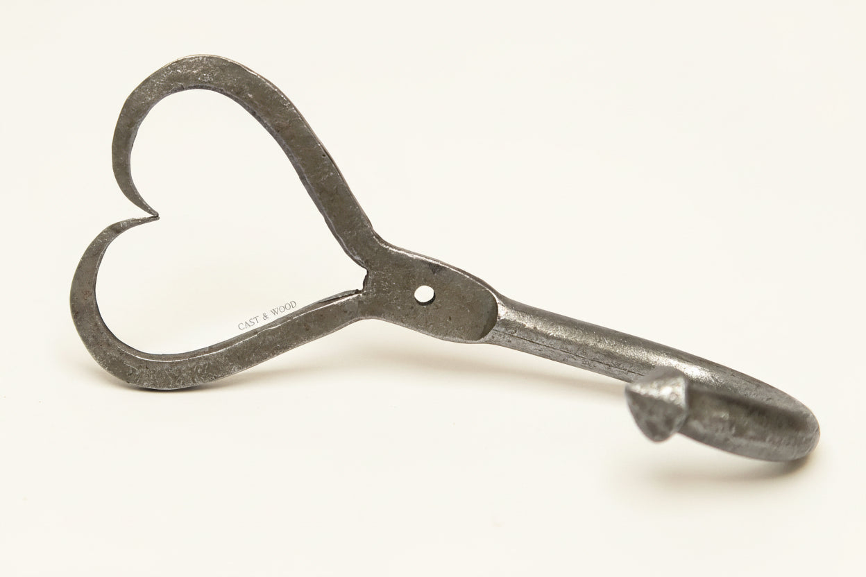 Heart Shaped Coat Hook freeshipping - Cast & Wood
