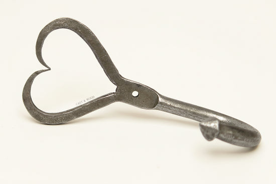 Heart Shaped Coat Hook freeshipping - Cast & Wood